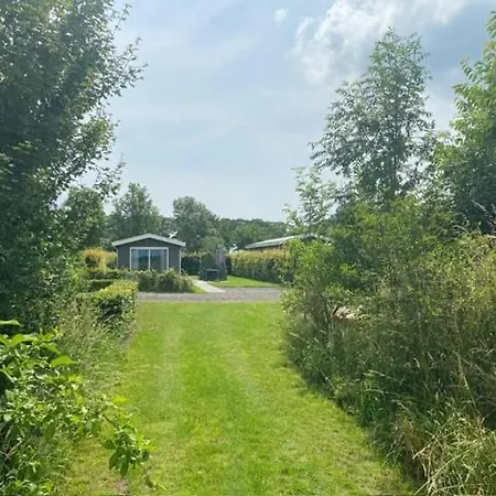 5 Persoons Met Airco En Tuin Met Privacy * Teuge
