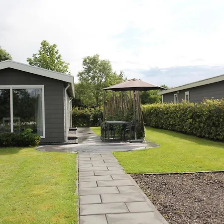 Chalet 5 Persoons Met Airco En Tuin Met Privacy